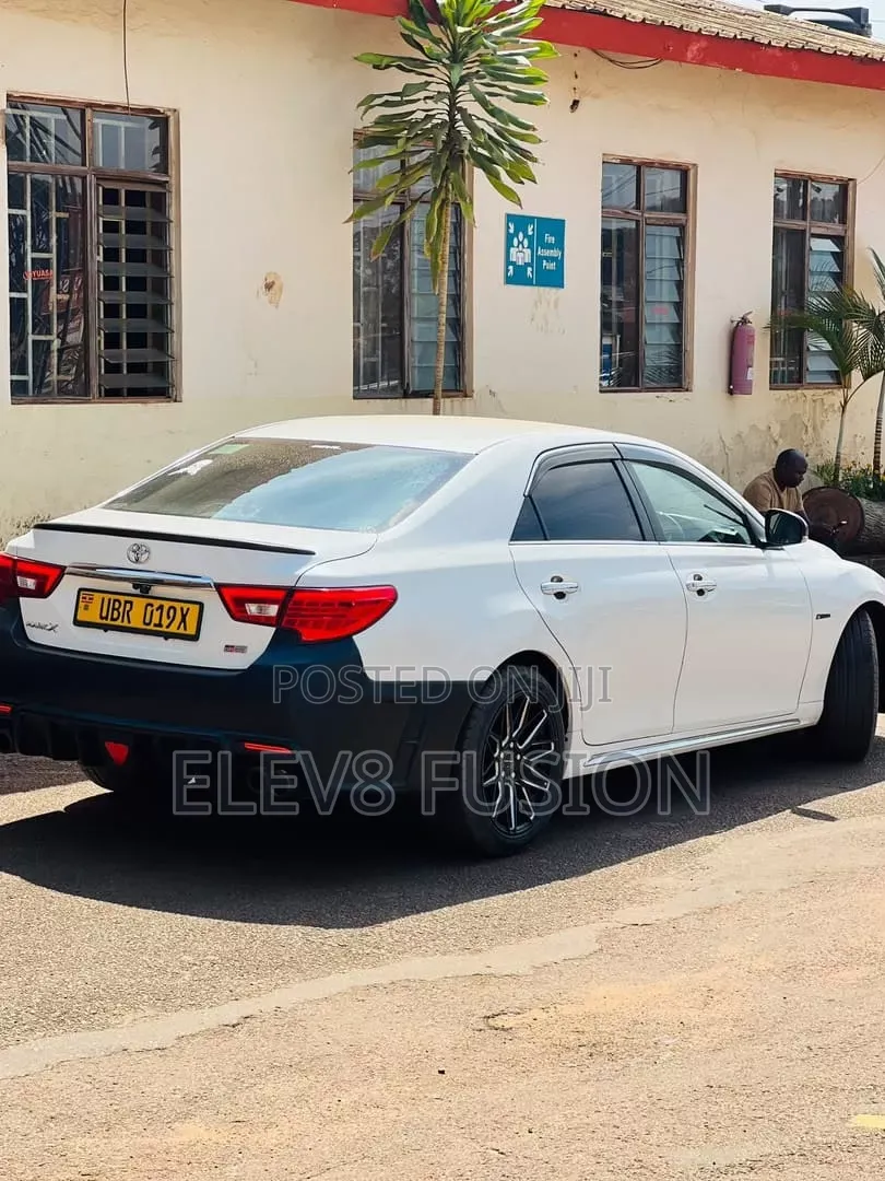 Toyota Mark X 2013 White
