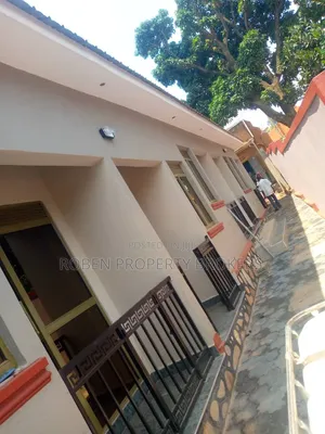1bdrm House in Roben Property, Rubaga for rent