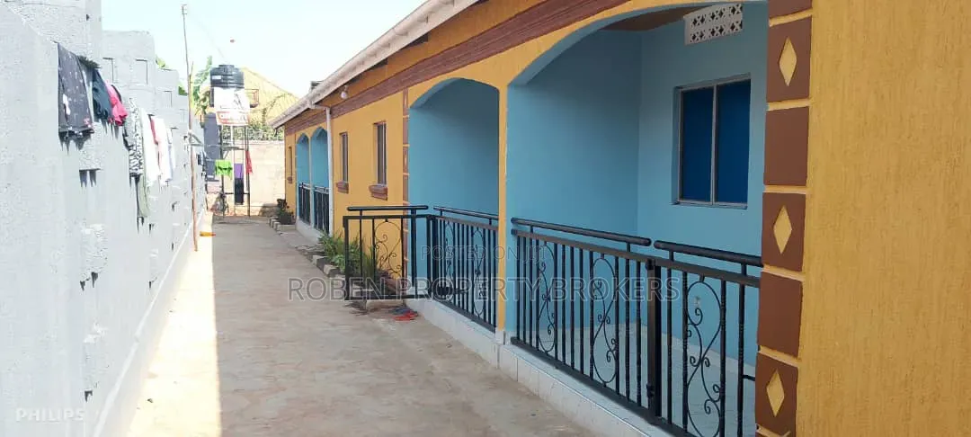 1bdrm House in Roben Property, Rubaga for rent