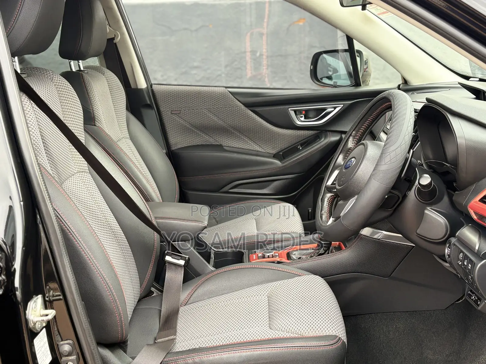 Subaru Forester Premium AWD 2019 Black