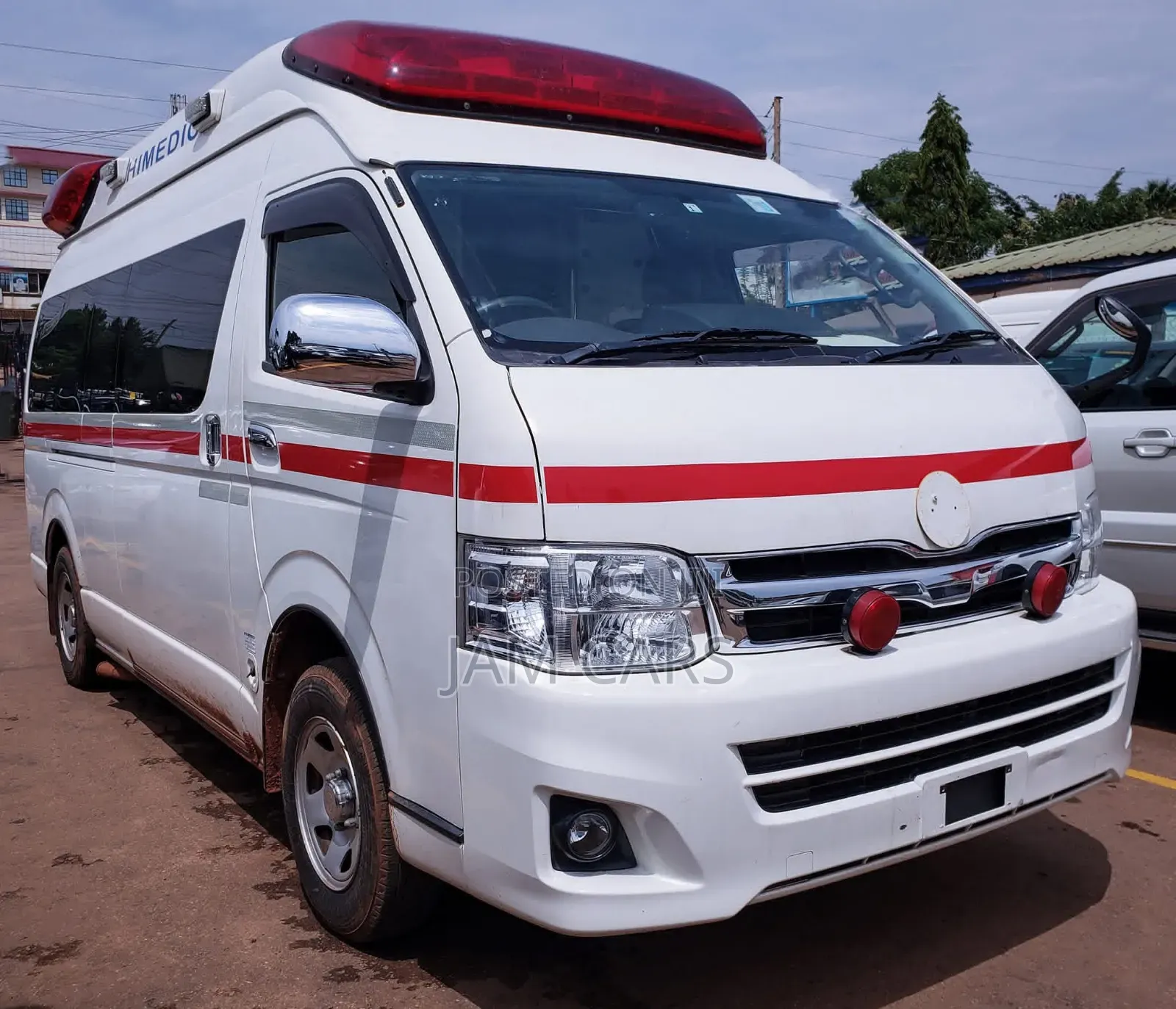 Toyota HiAce 2014 White