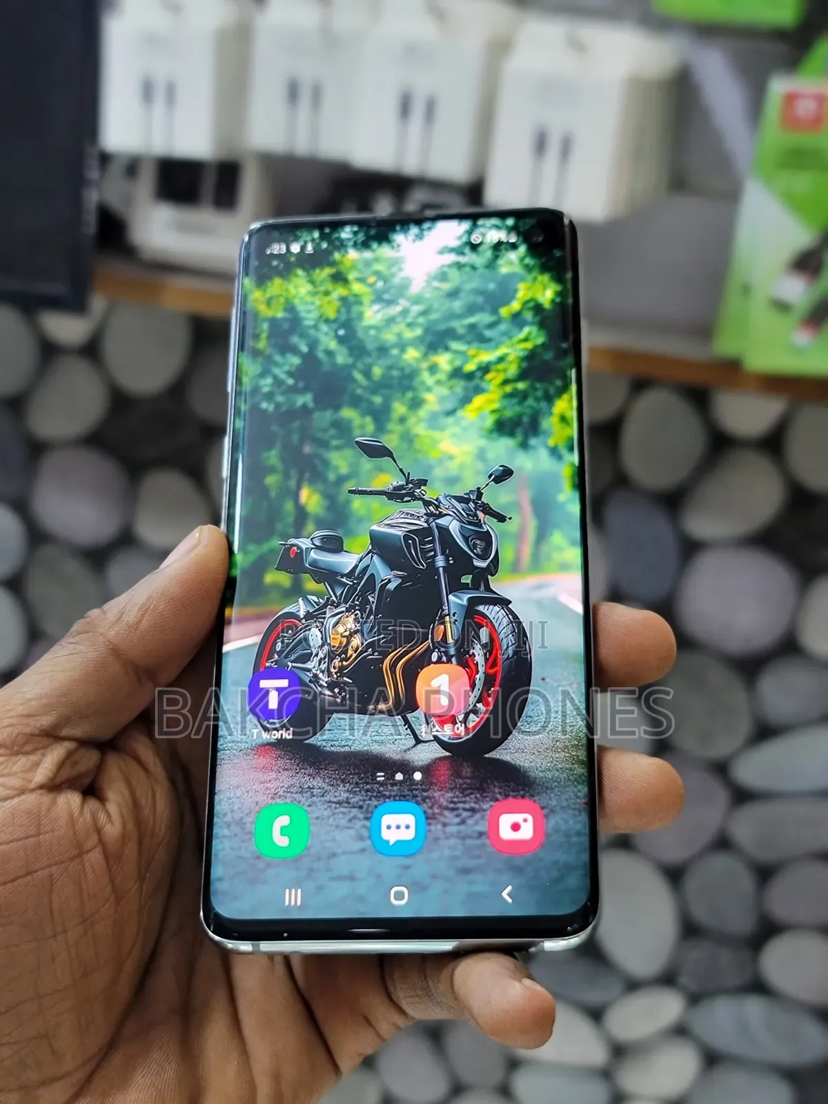 New Samsung Galaxy S10 128 GB Green