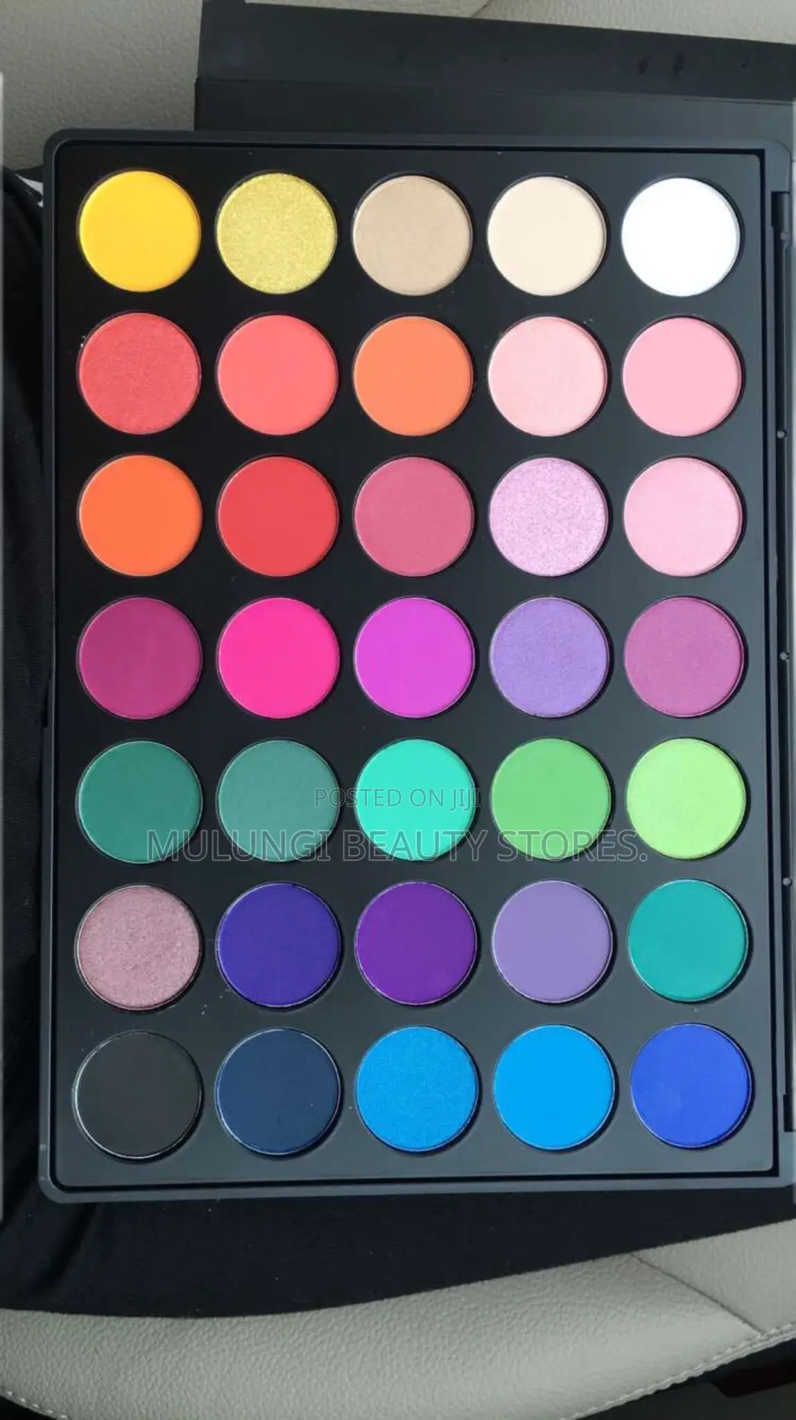 Color Burst Artistry Palette Eyeshadow Kits