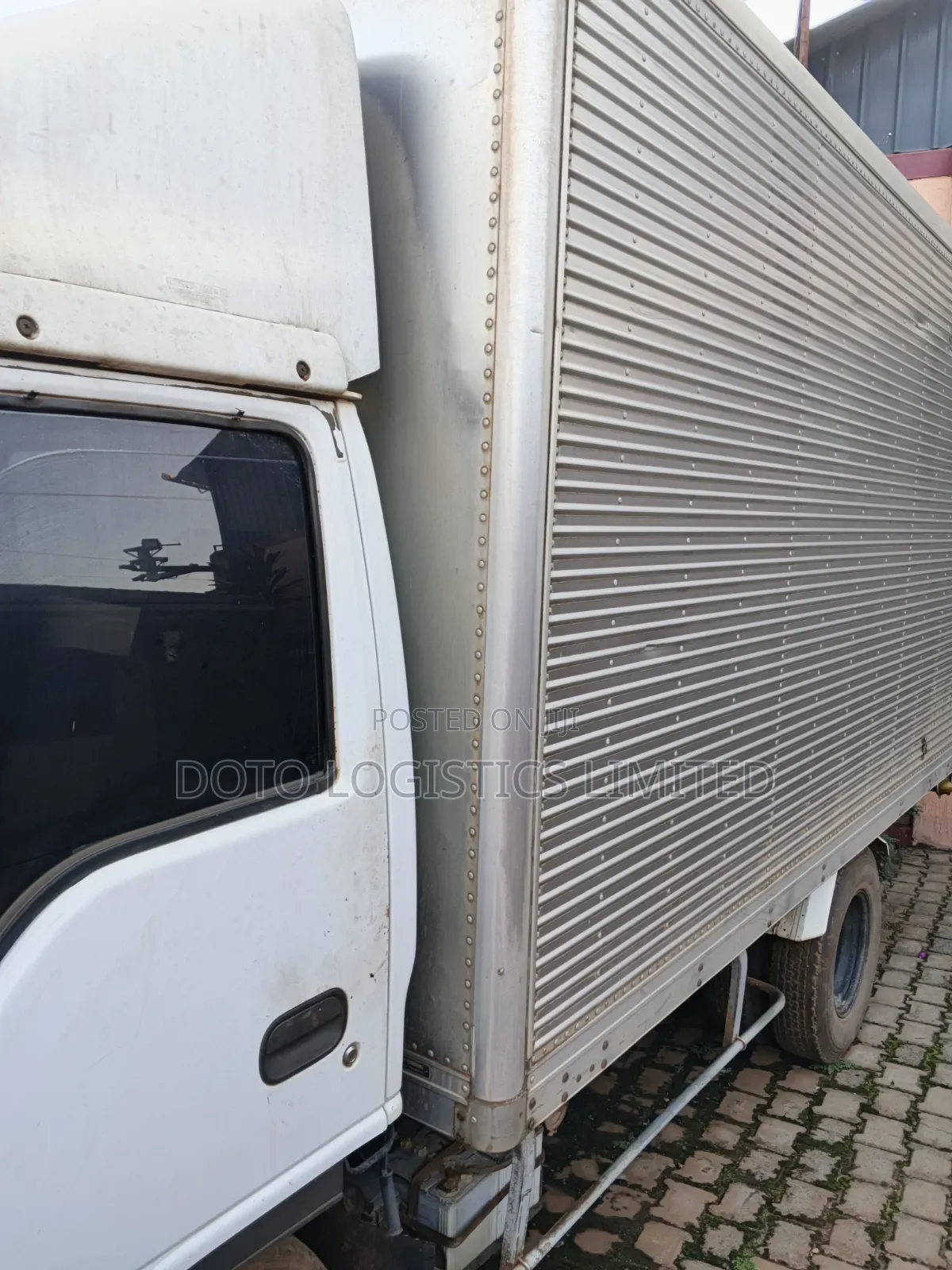 UBE Box Truck