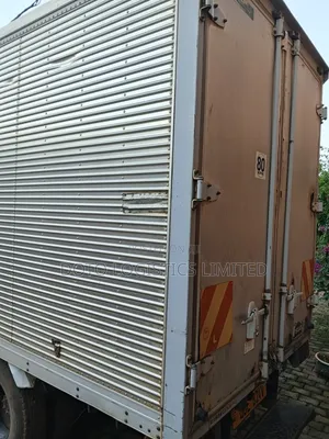 UBE Box Truck