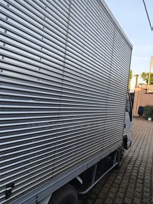 UBE Box Truck
