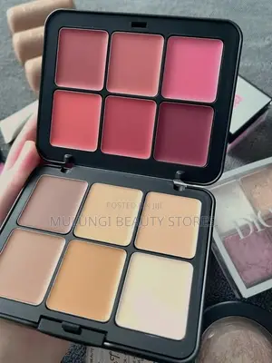 Makeup Revolution Ultra Cover & Concealer Palette I