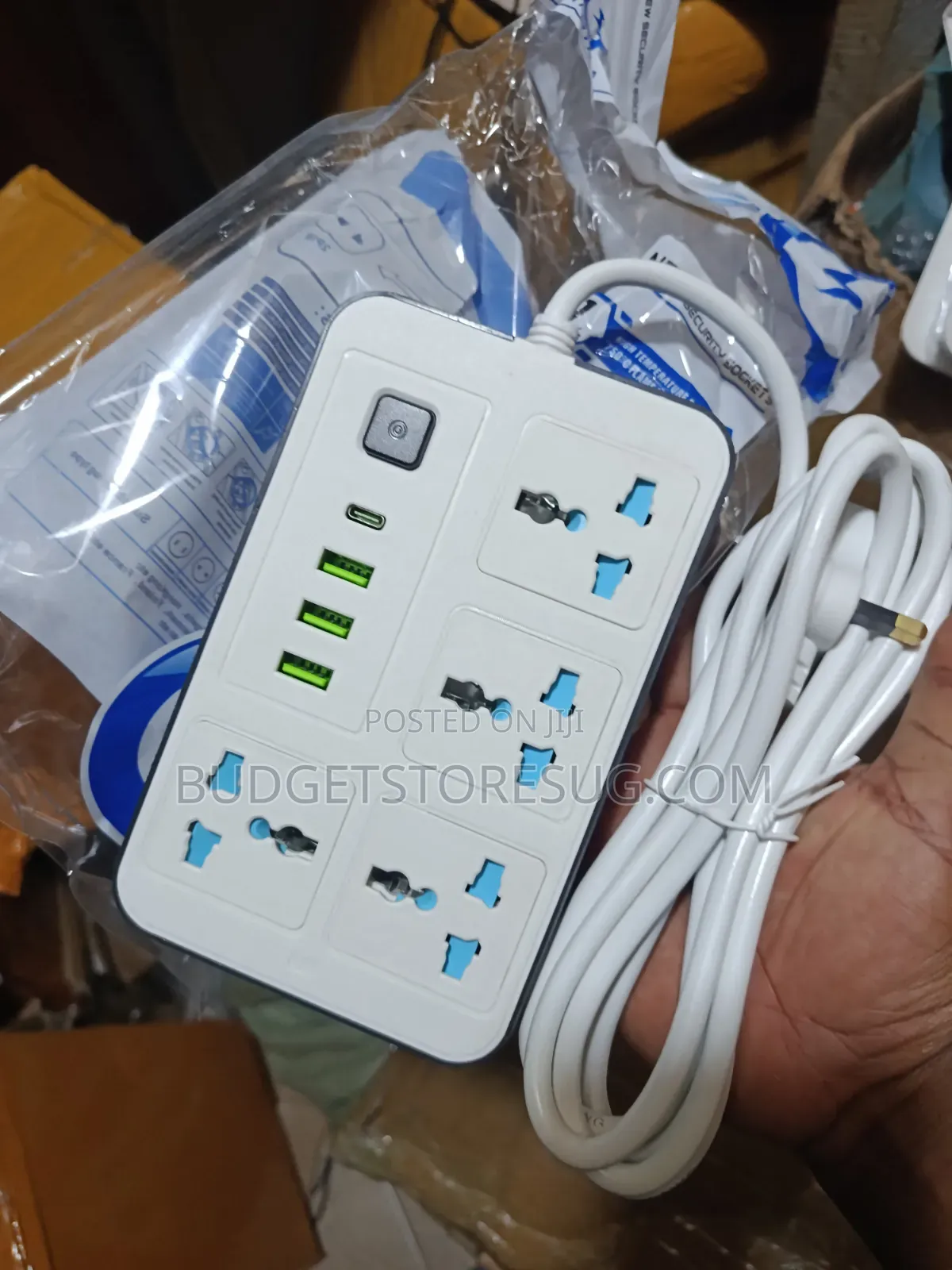 8 in 1 Extension Board With 4 Universal Sockets 3 USB Port 1 Type-C