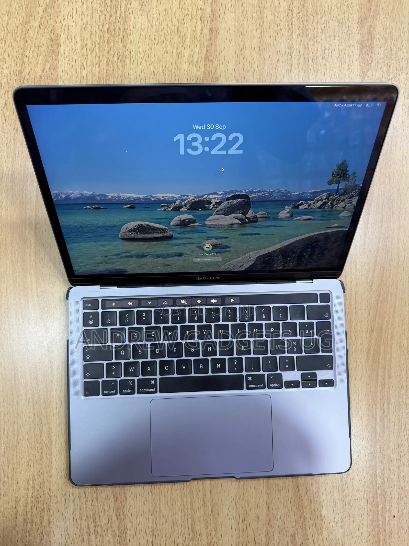 Laptop Apple MacBook Pro 2020 16GB Intel Core i5 SSD 1T