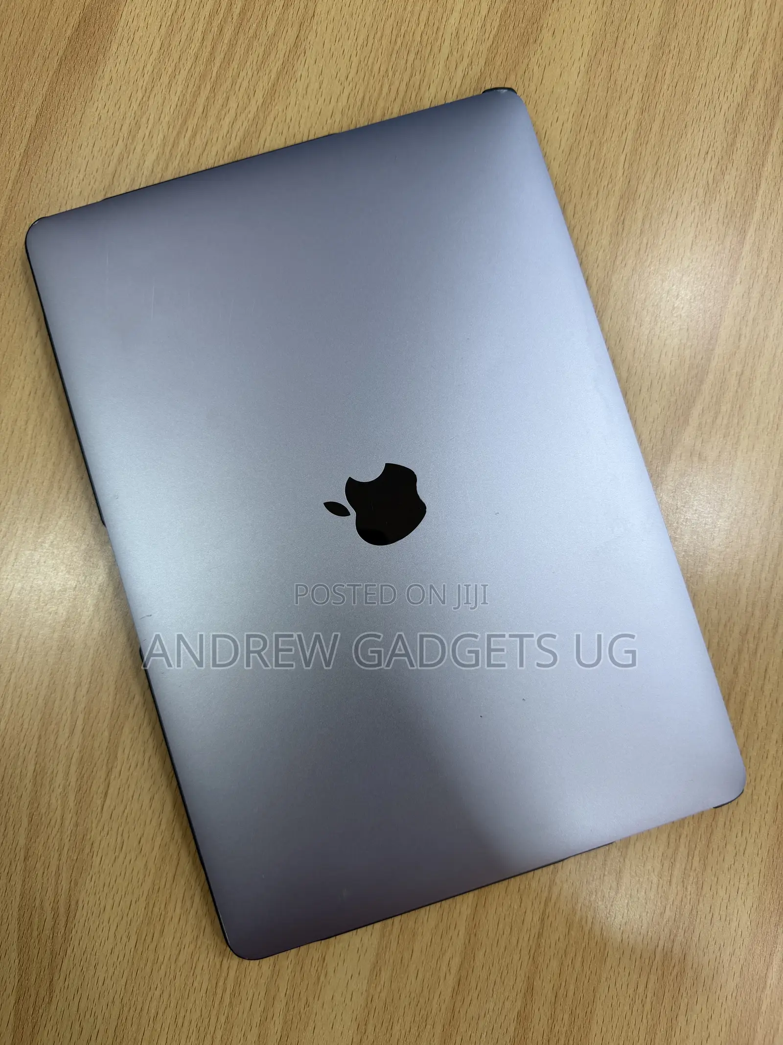Laptop Apple MacBook Pro 2020 16GB Intel Core i5 SSD 1T