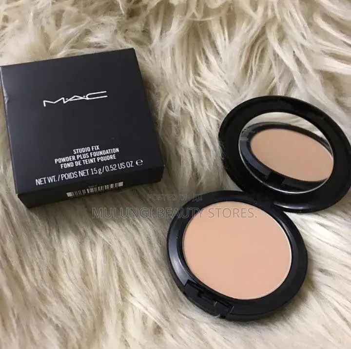 MAC Studio Fix Powder Plus Foundation