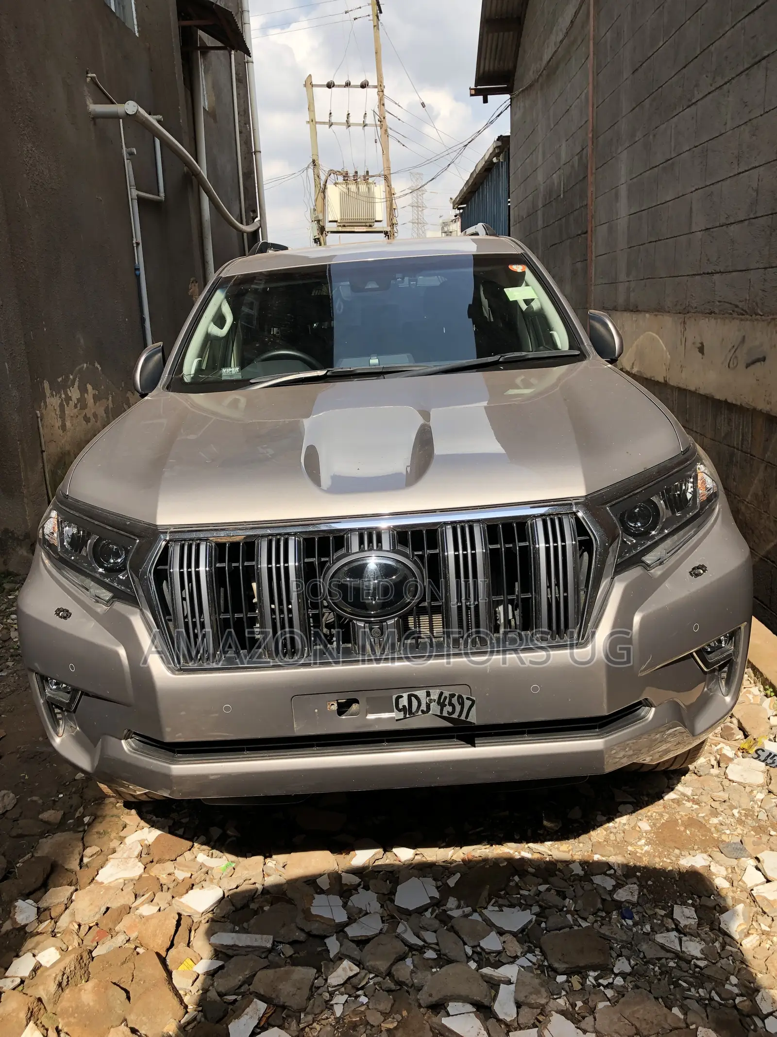 Toyota Land Cruiser Prado 2.8 2022 Gray
