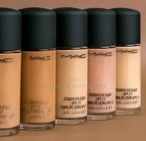 MAC Studio Fix Fluid SPF 15 Foundation