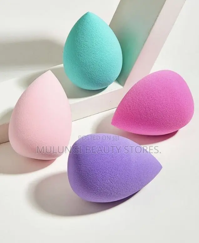 Makeup Sponges Perfect for Smooth Foundation Blending