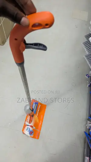 Macromax Famous Flat Mop With Spray