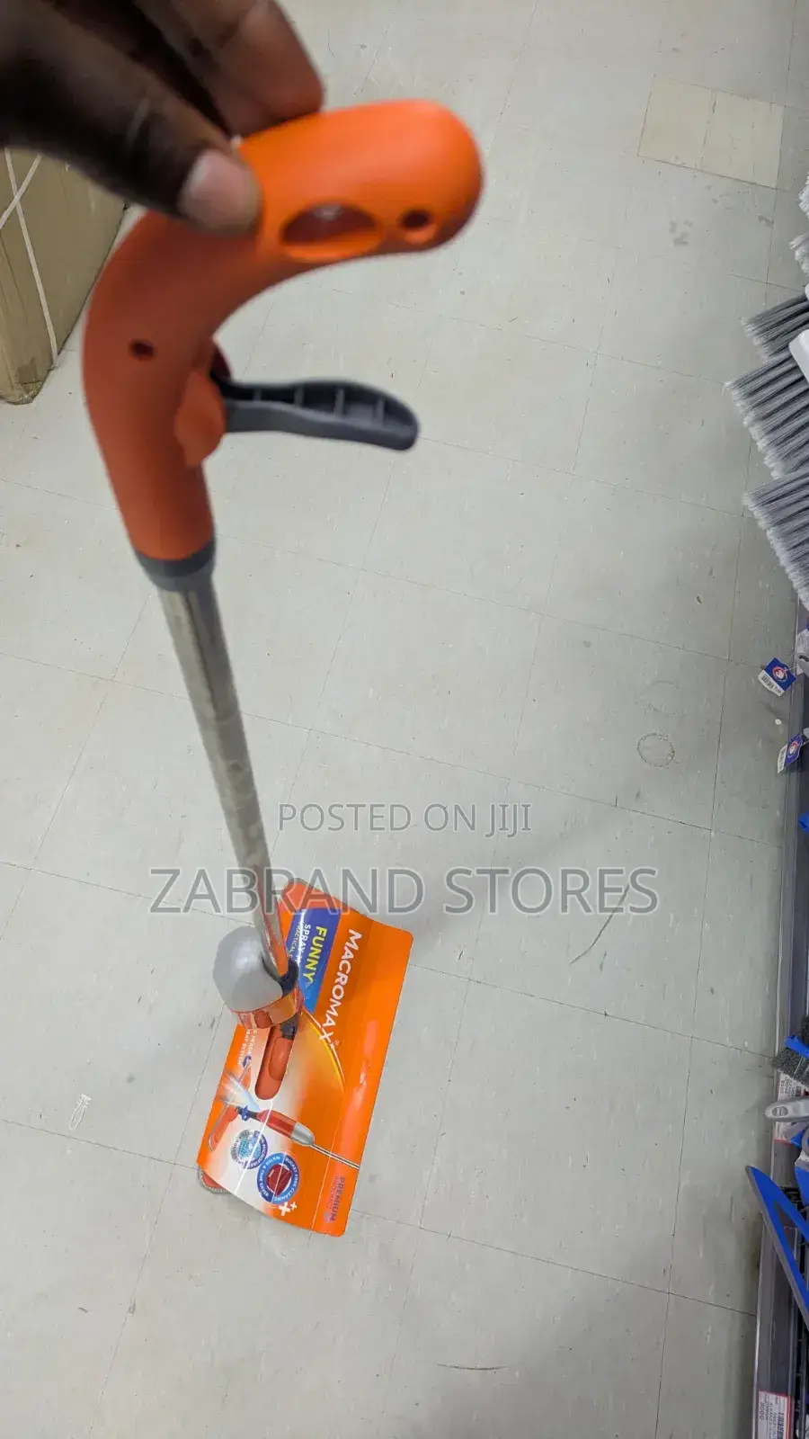 Macromax Famous Flat Mop With Spray