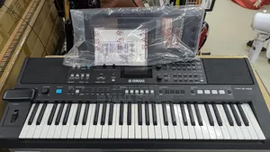 Yamaha PSR-E483 Portable Keyboard Piano