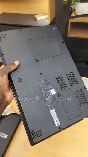Laptop Asus ZenBook UX430UA 8GB Intel Core i7 SSD 256GB