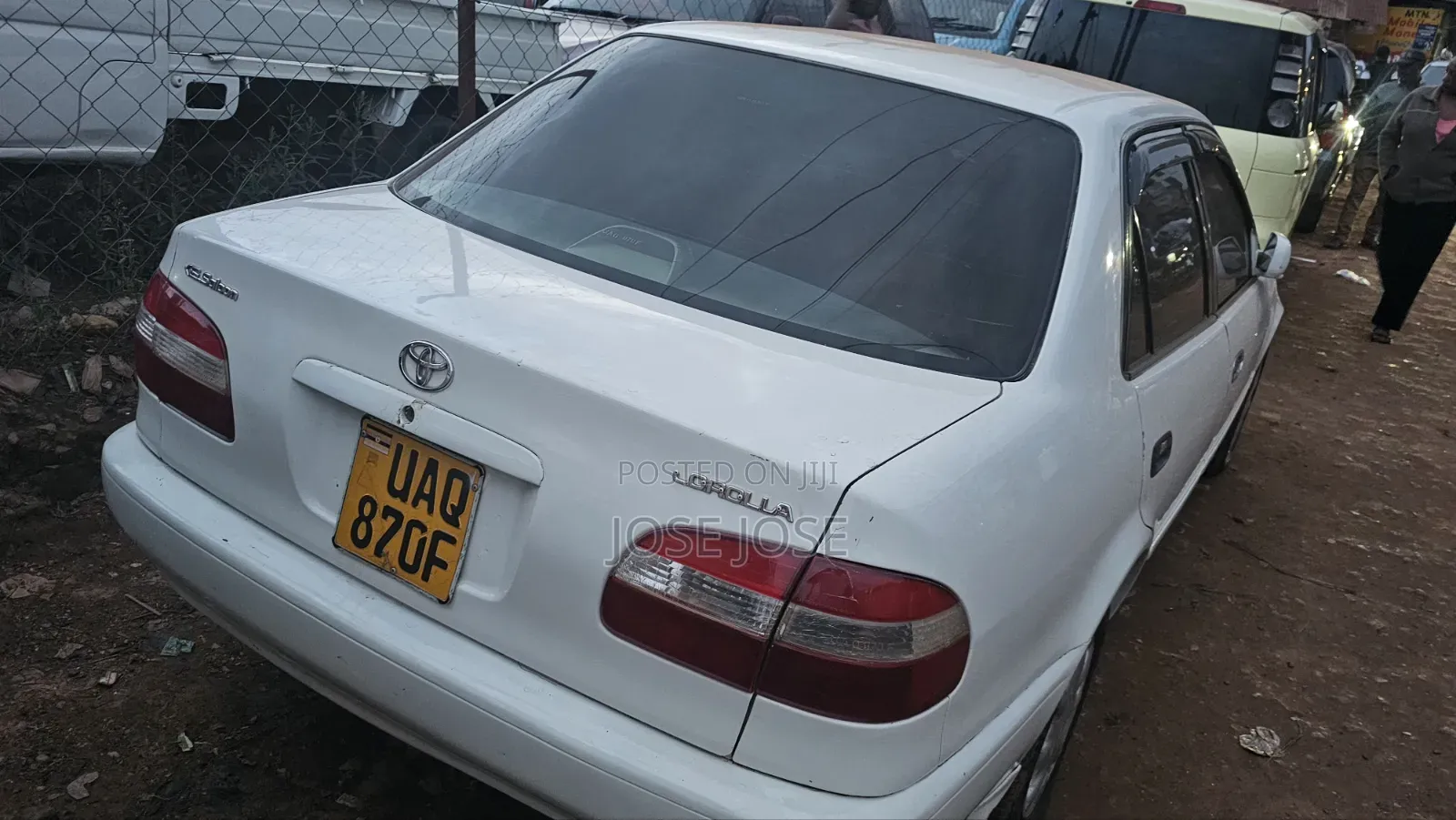 Toyota Corolla 2001 White