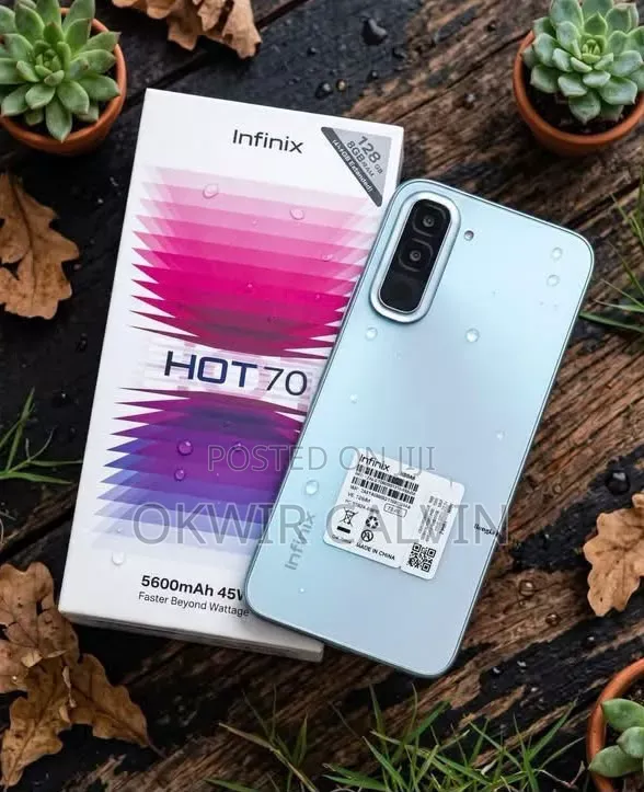 New Infinix Hot 70 128 GB Silver