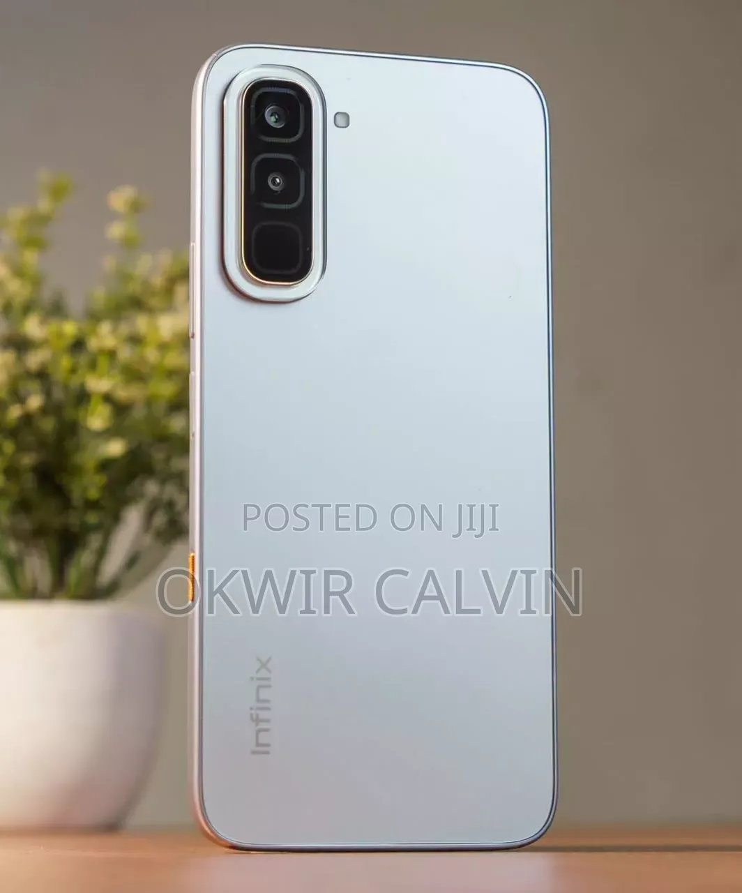 New Infinix Hot 70 128 GB Silver