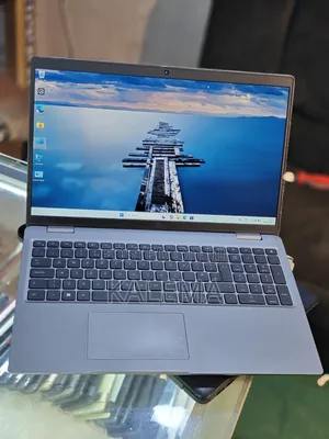 New Laptop Dell Latitude 5540 8GB Intel Core i7 SSD 512GB