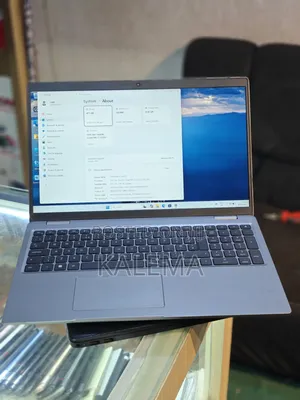 New Laptop Dell Latitude 5540 8GB Intel Core i7 SSD 512GB