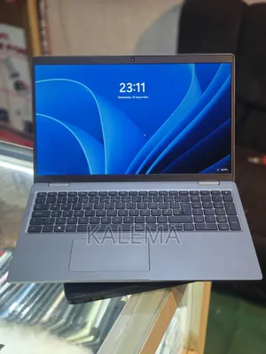 New Laptop Dell Latitude 5540 8GB Intel Core i7 SSD 512GB