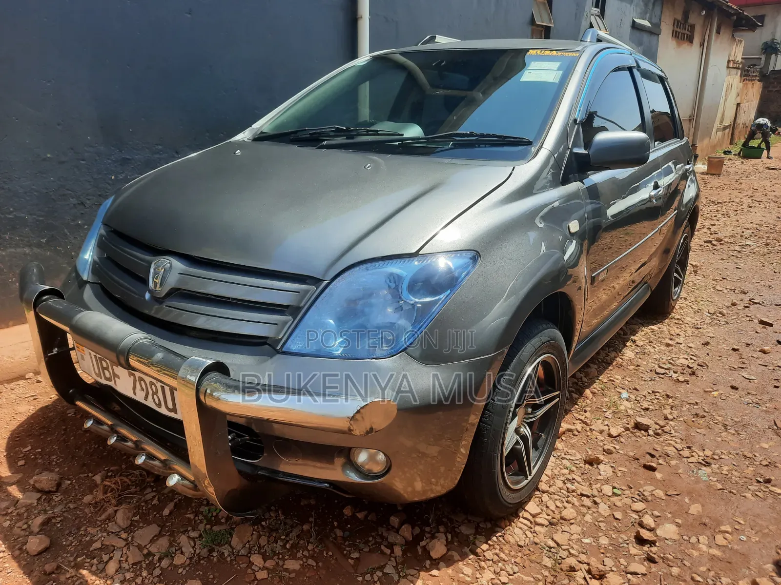 Toyota IST 2003 Silver