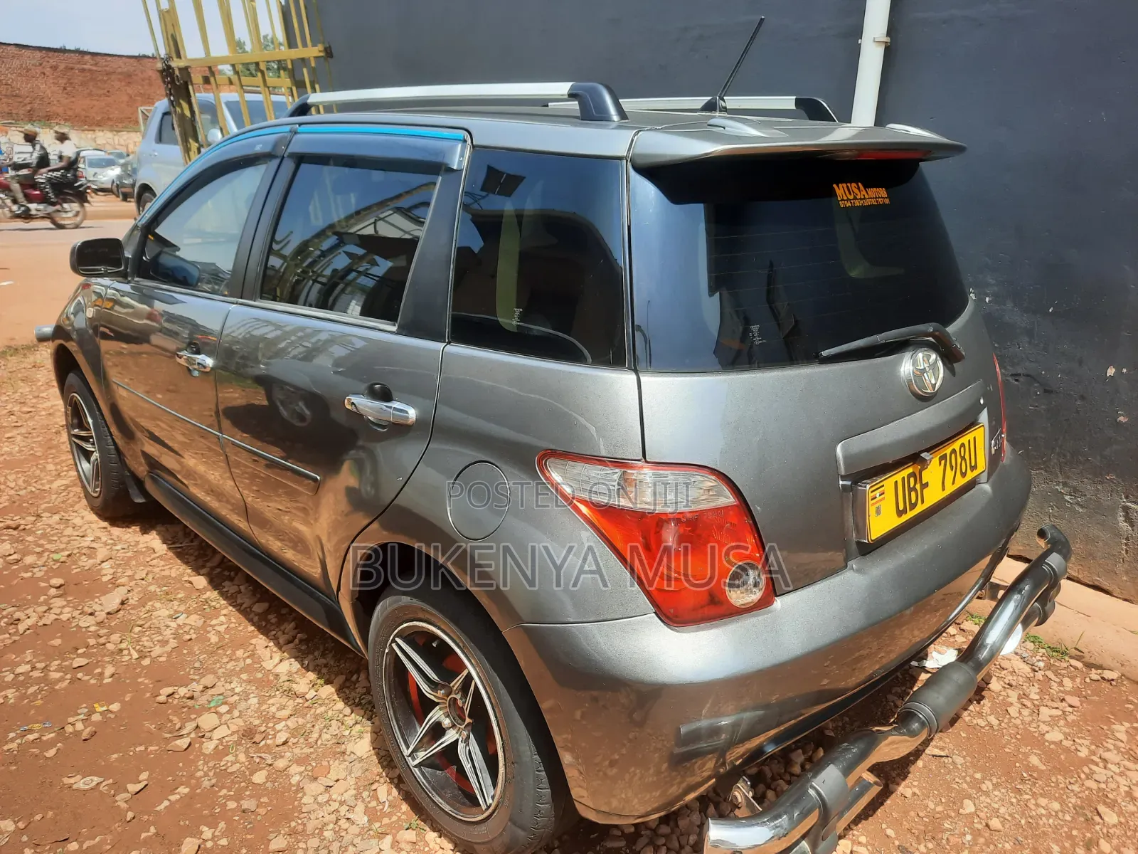 Toyota IST 2003 Silver