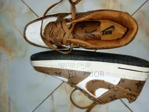 A Selling Shoes