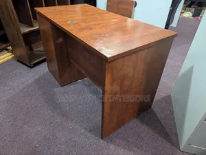 Second Hand Office Desk for Sale With 3 Fixed Drawers