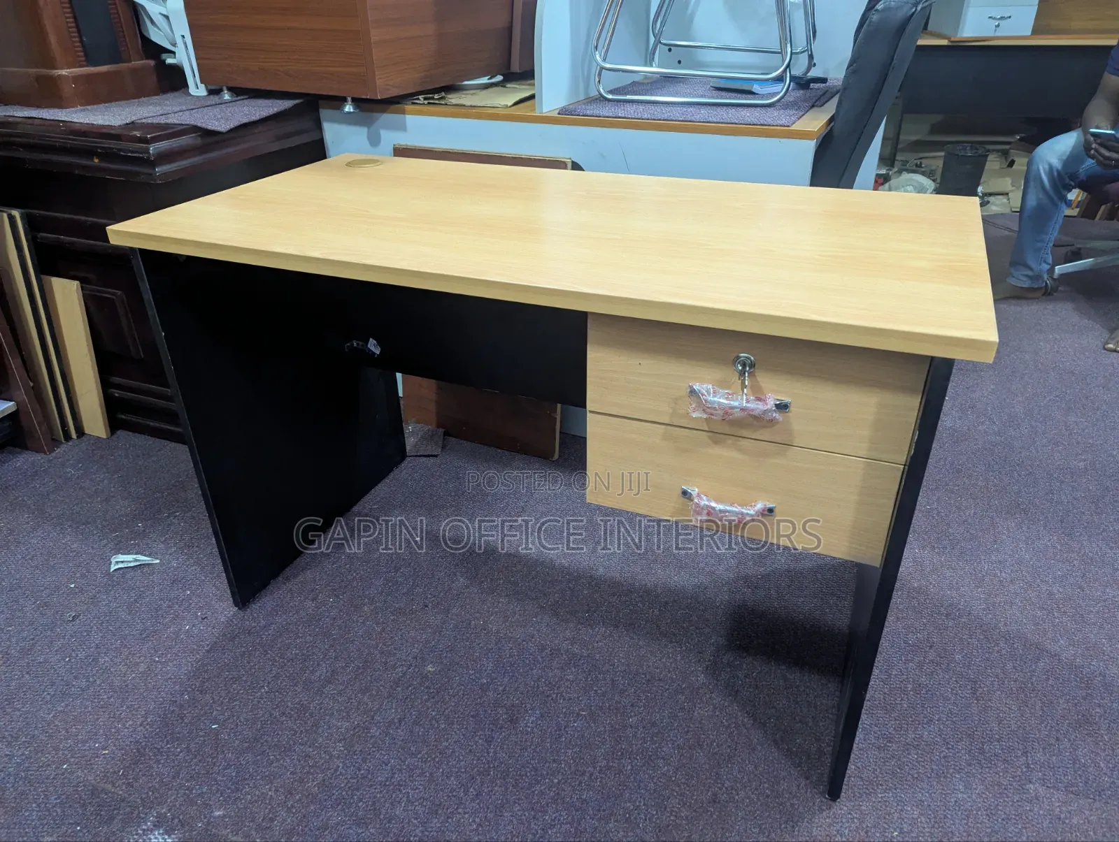 Office Desk // Office Table// Office Furniture of Size 120cm// 4 Feet