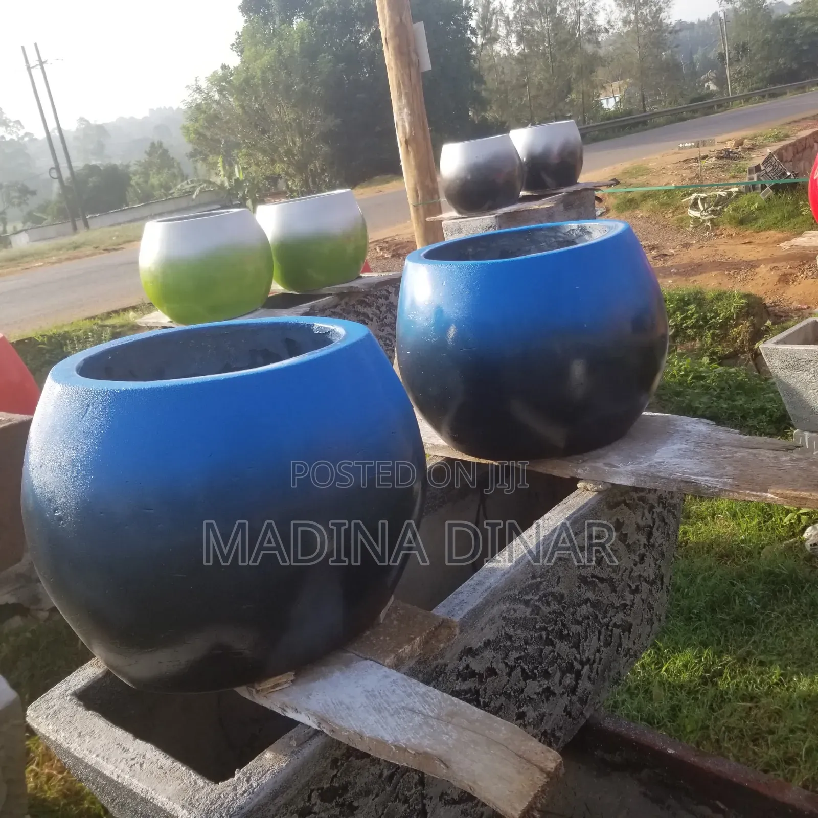 Smooth Flower Pots Both for Indoor and Outdoor on Balcony