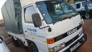 Isuzu Food Truck