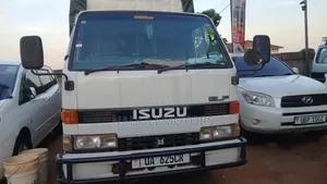 Isuzu Food Truck