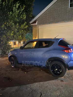 Nissan Juke 2012 Blue