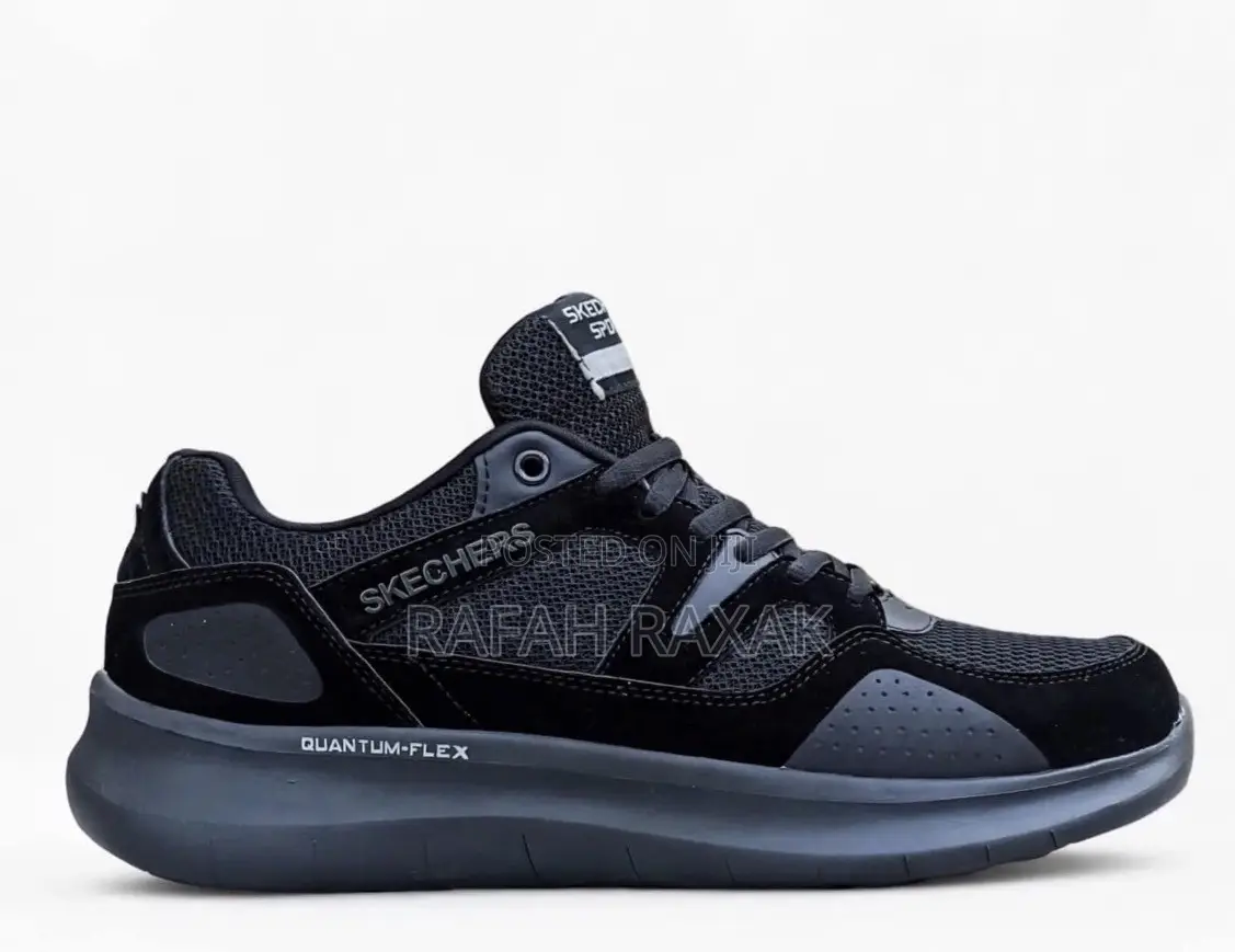 Men’s Classic Black Skechers Quantum Flex Sneakers