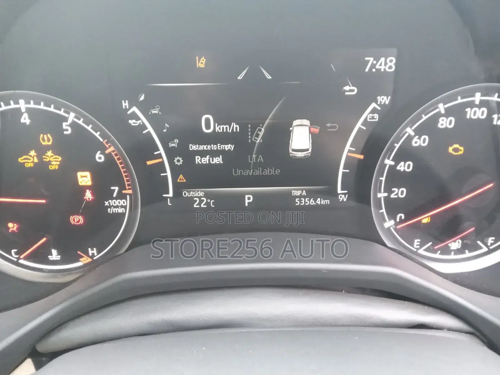 Toyota Land Cruiser LC300 2023 Pearl