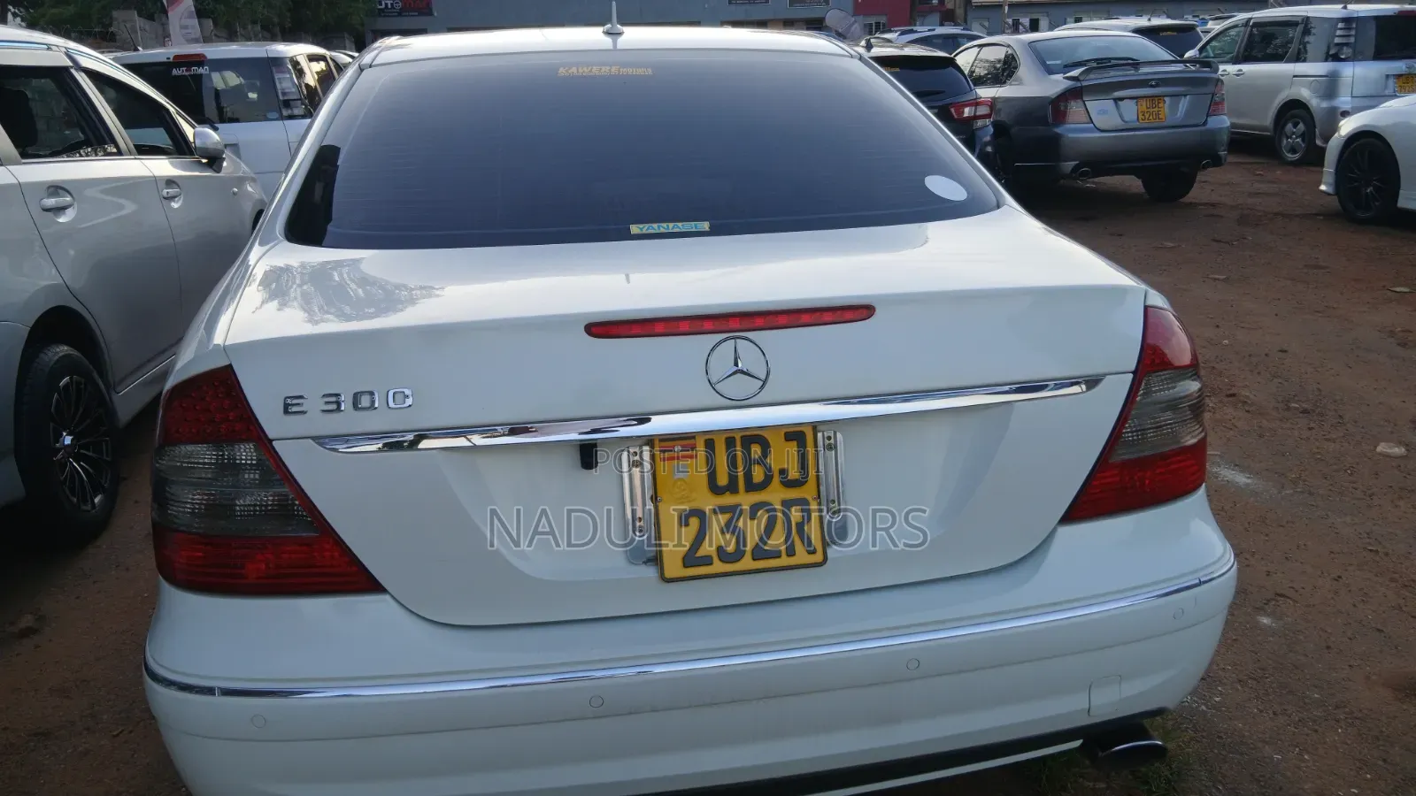 Mercedes-Benz E300 2006 White