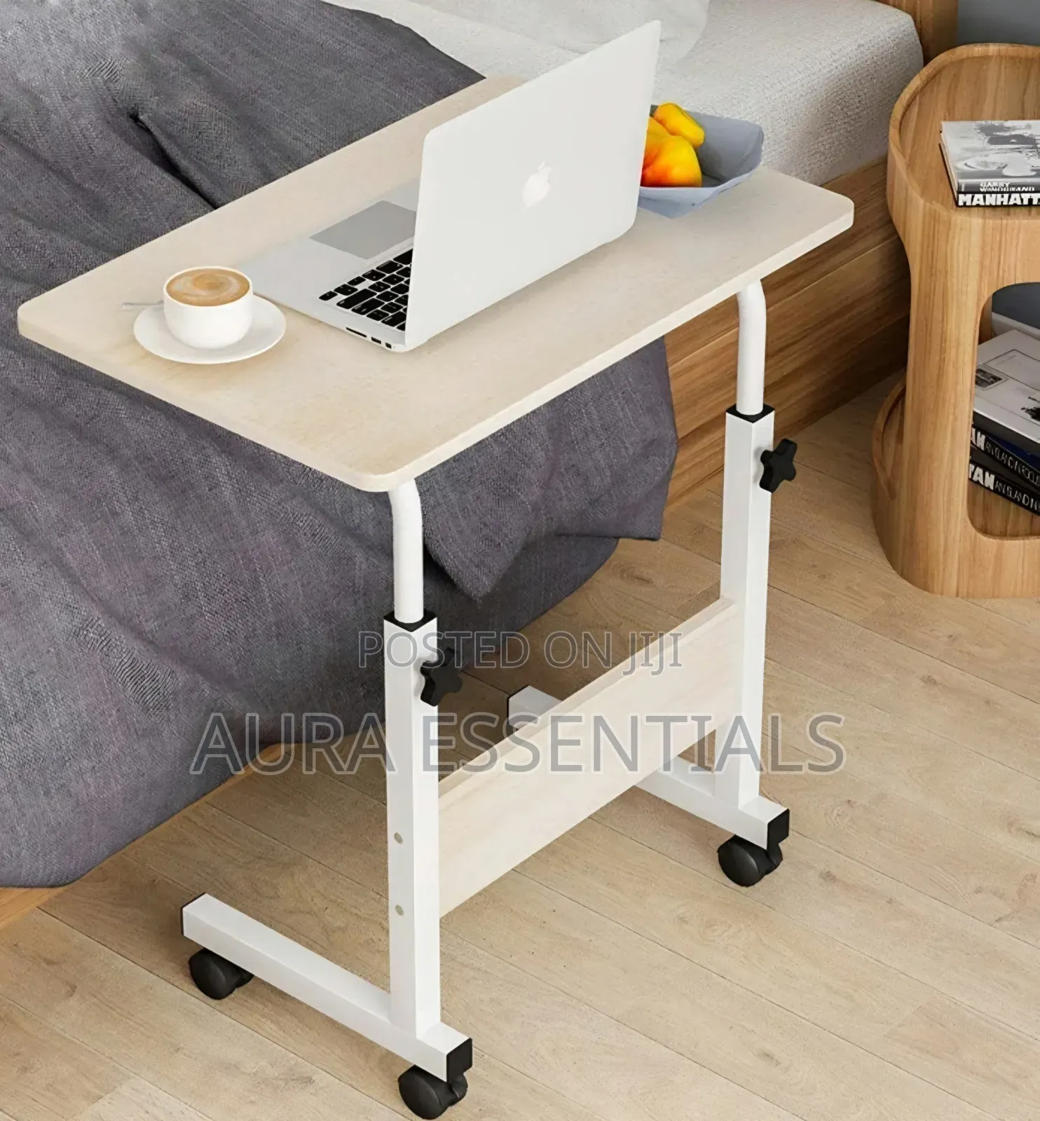 Adjustable Computer Table