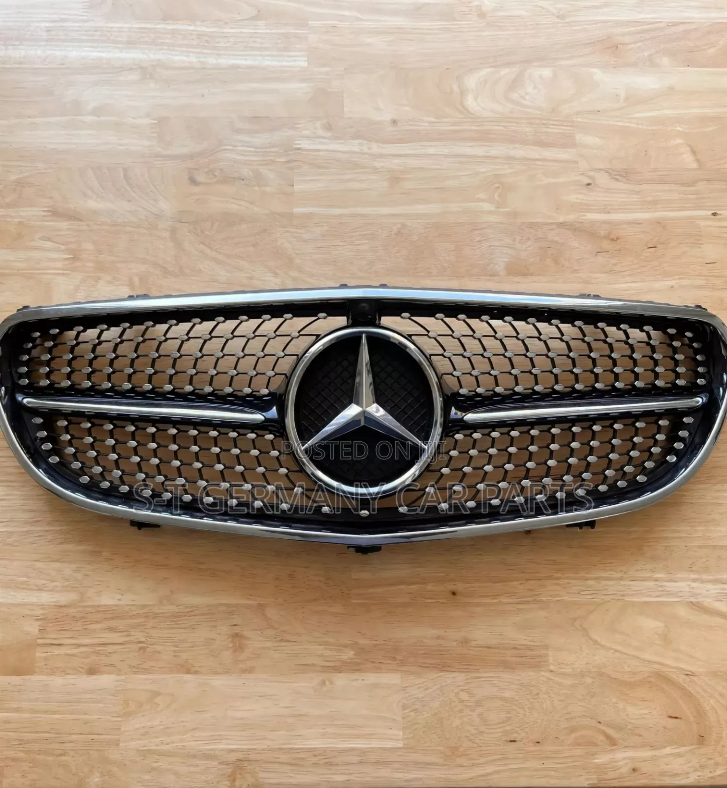 Front Bumper Grills for Mercedes Benz C200 W205 for Diamond and GTR