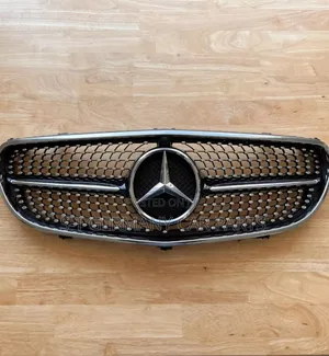 Front Bumper Grills for Mercedes Benz C200 W205 for Diamond and GTR