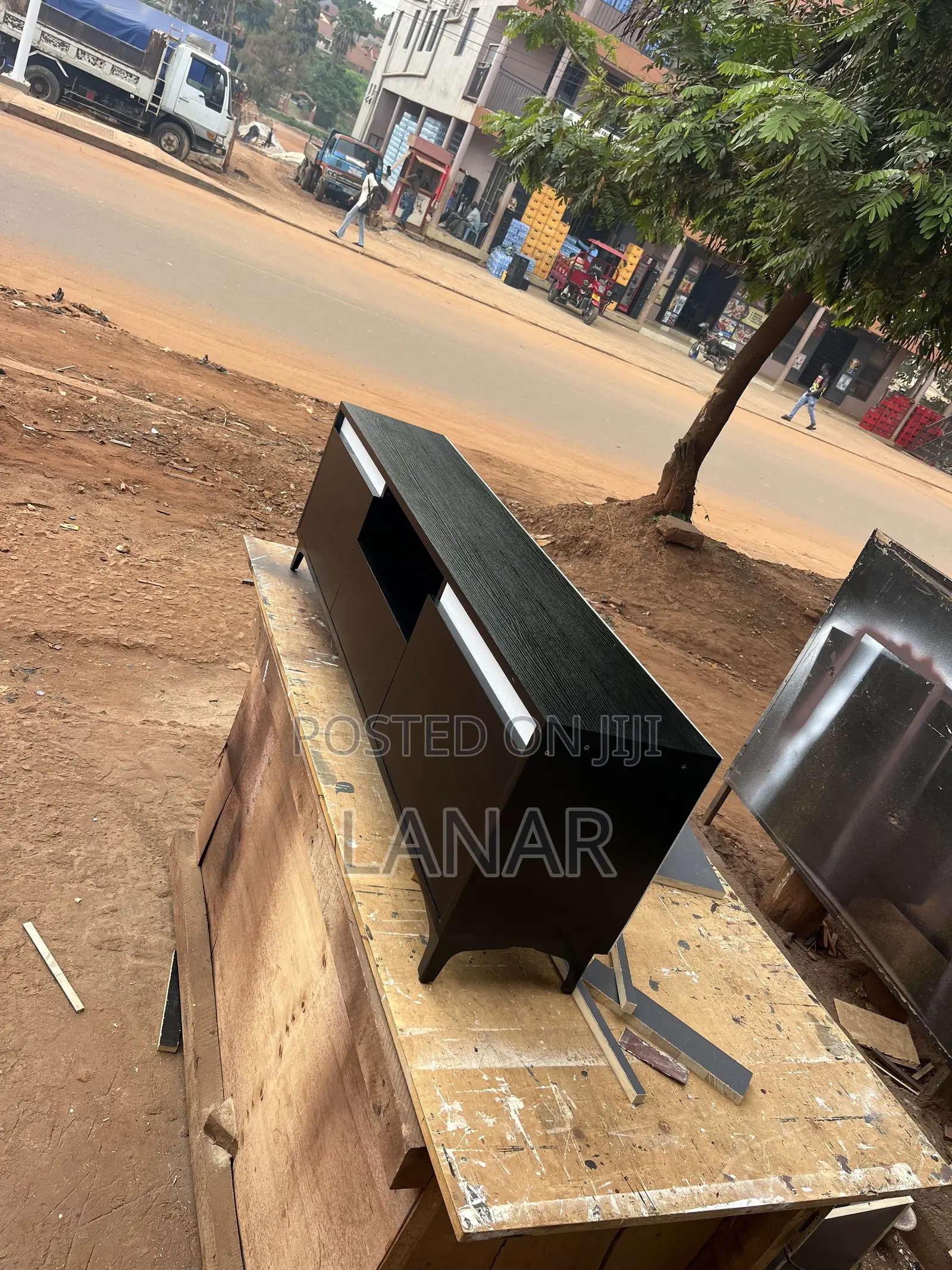 TV Stand Nobles