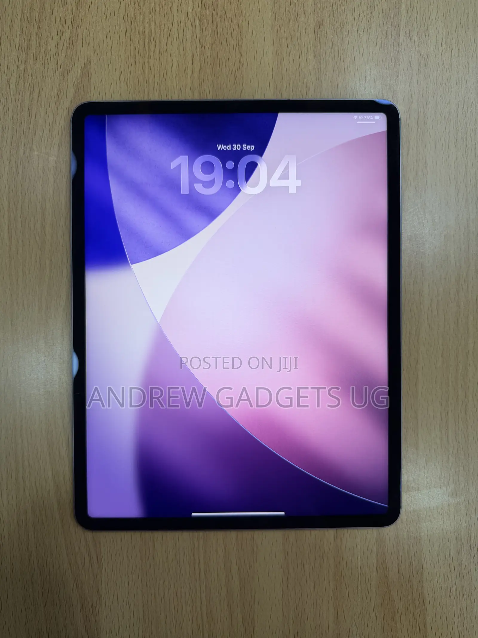 Apple iPad Pro 12.9 (2022) 128 GB Gray