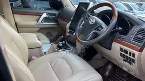 Toyota Land Cruiser 2013 Black