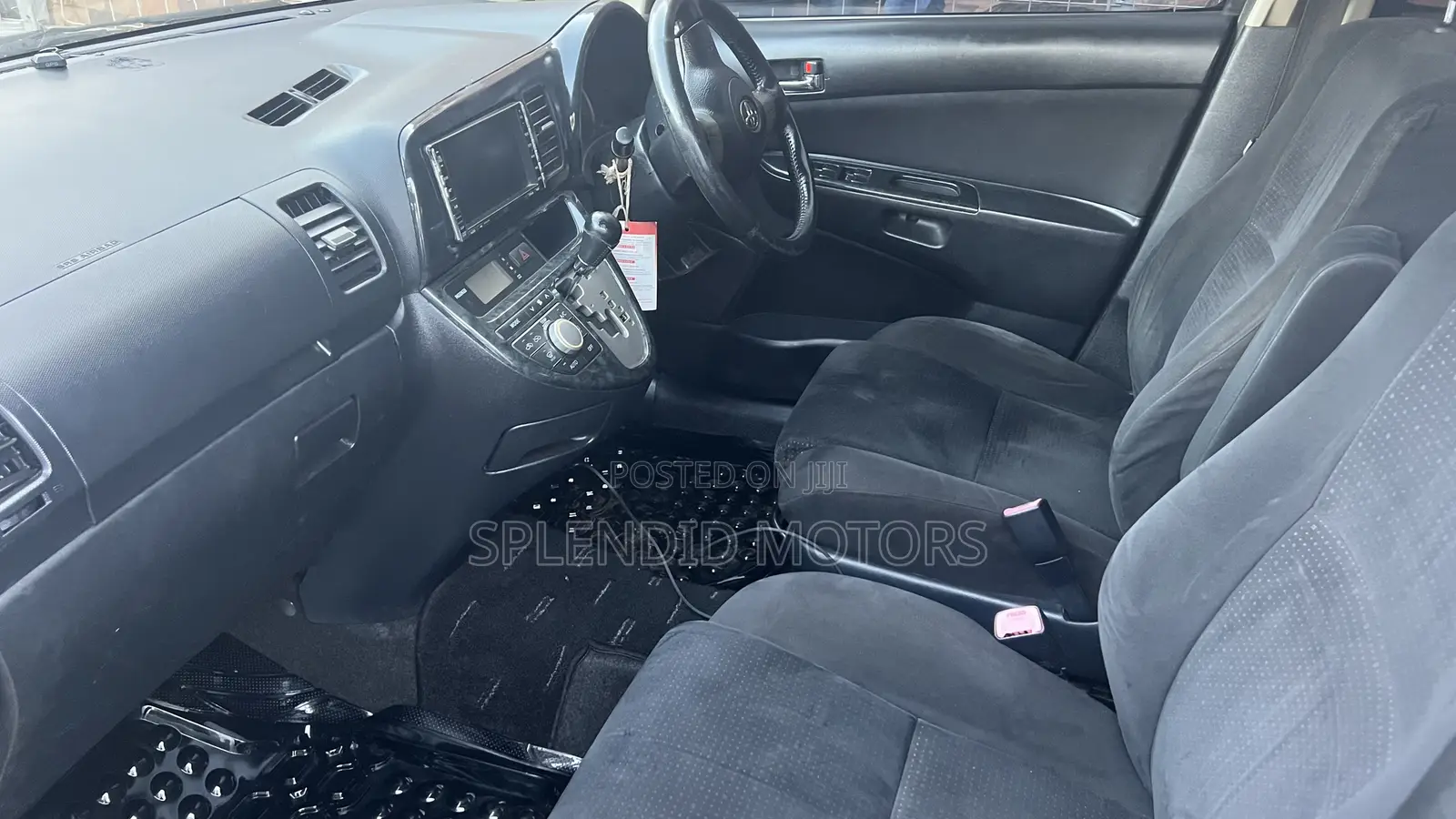 Toyota Wish 2006 Silver