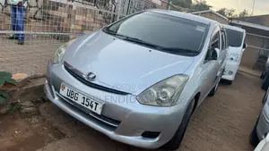 Toyota Wish 2006 Silver