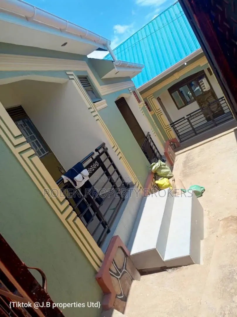 1bdrm House in Roben Property, Nakawa for rent