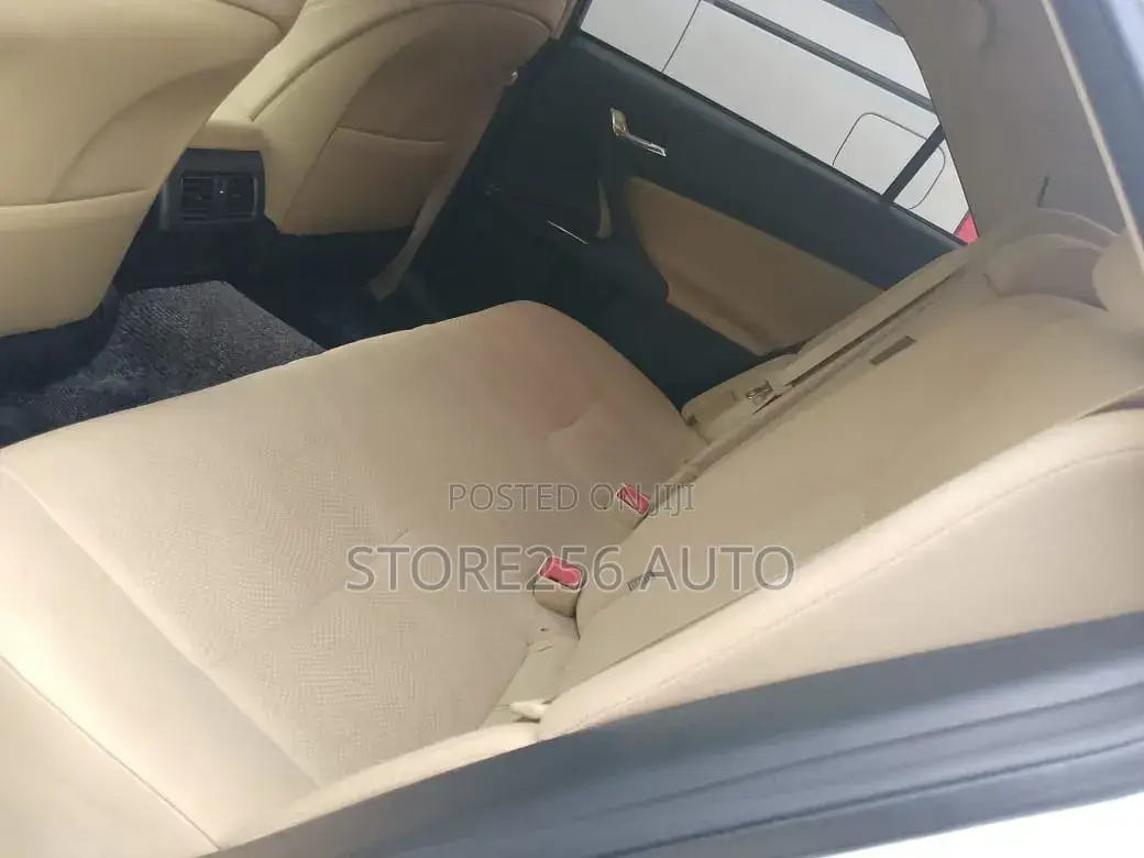 Toyota Mark X 2.5 AWD 2012 White